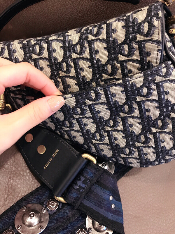 注目商品ディオール重ね刺繍 バック サドル ウエスト ポーチ ロゴ モノグラム 新作 CD M0446CTZQ M928